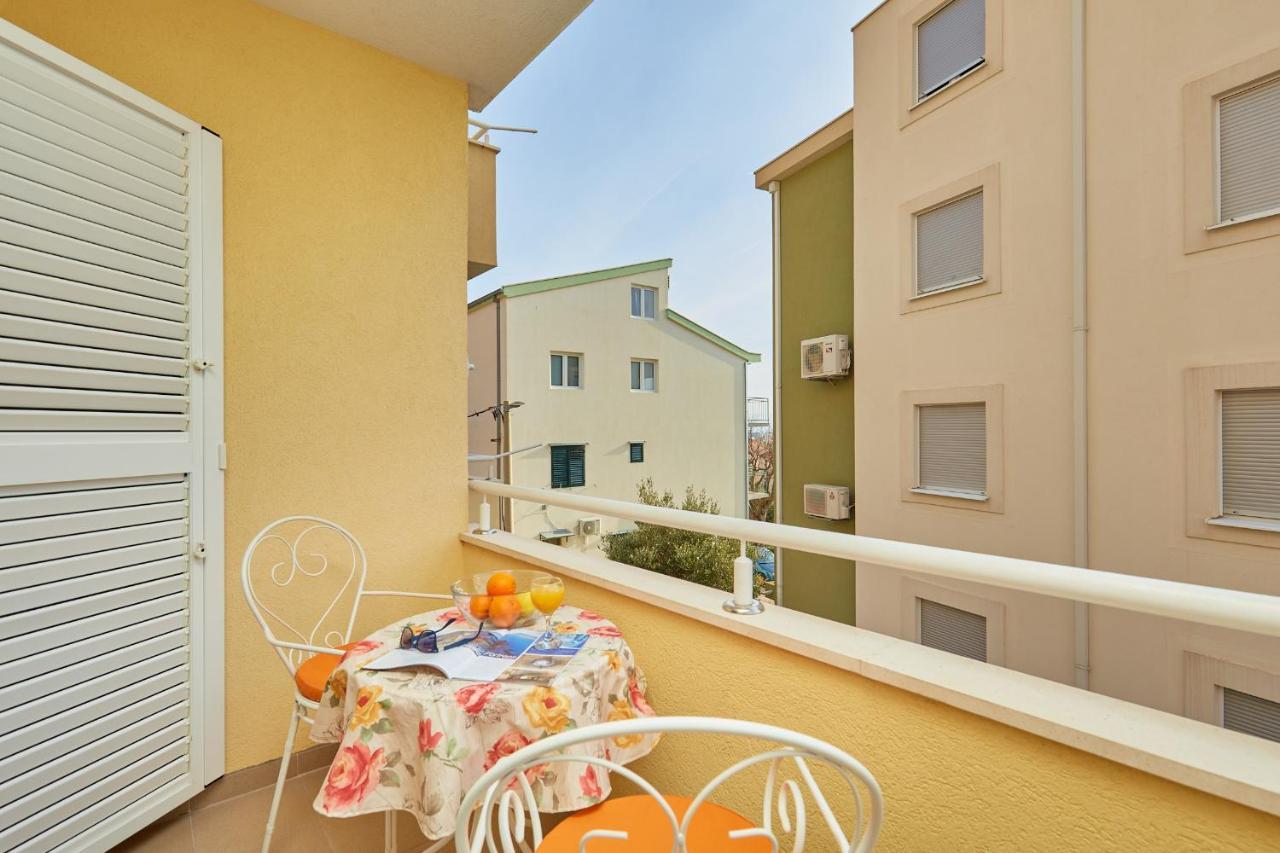 Apartments Zelic Тучепи Екстер'єр фото