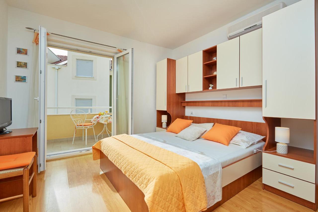 Apartments Zelic Тучепи Екстер'єр фото