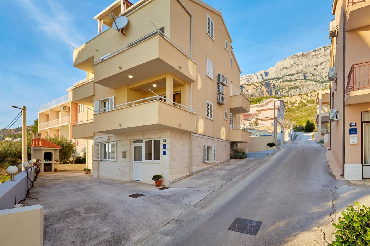 Apartments Zelic Тучепи Екстер'єр фото