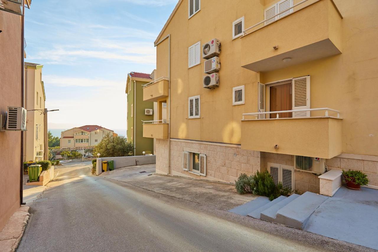 Apartments Zelic Тучепи Екстер'єр фото